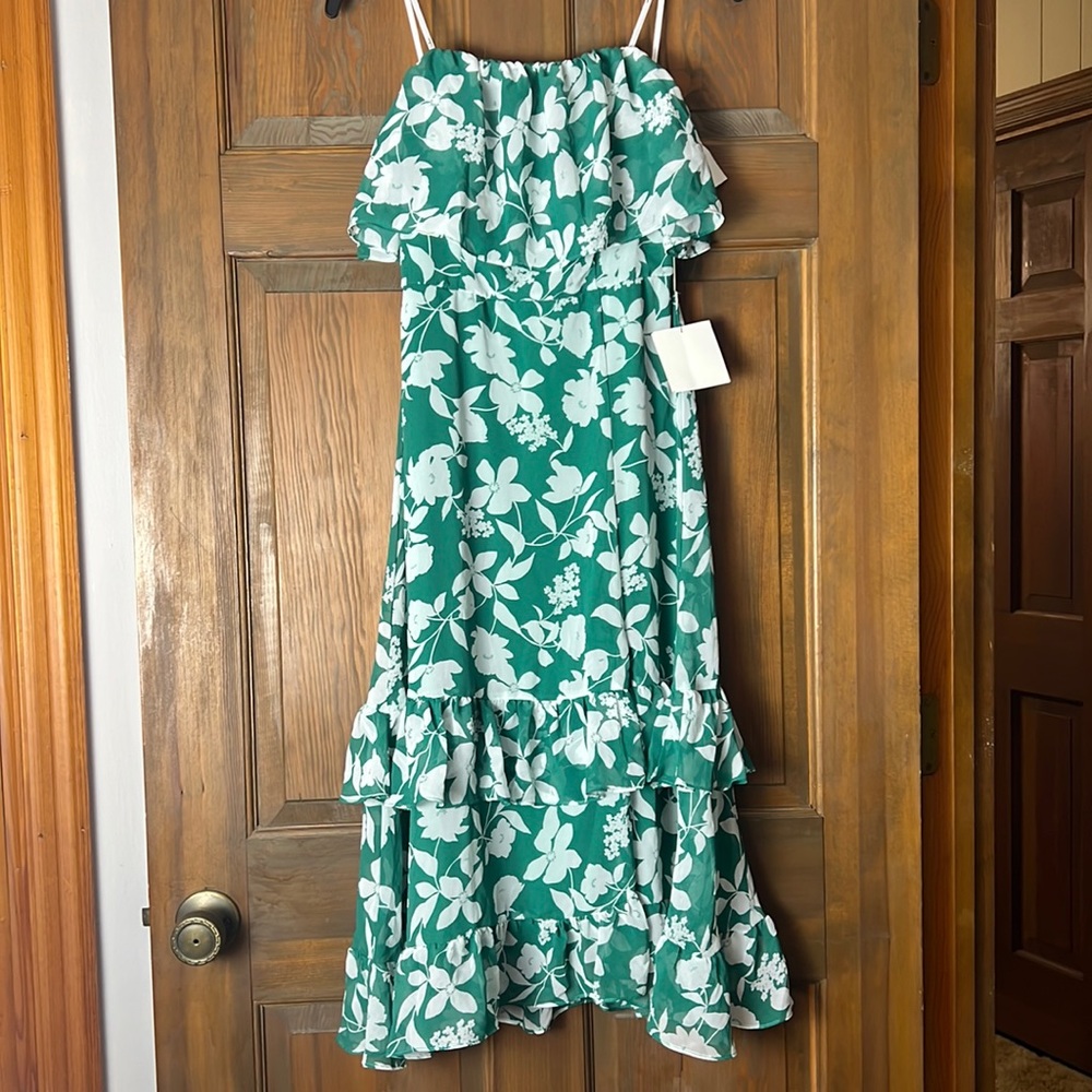 NWT lulu’s green strapless dress size small